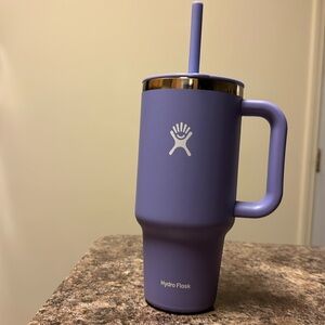 Hydroflask 32 oz tumbler